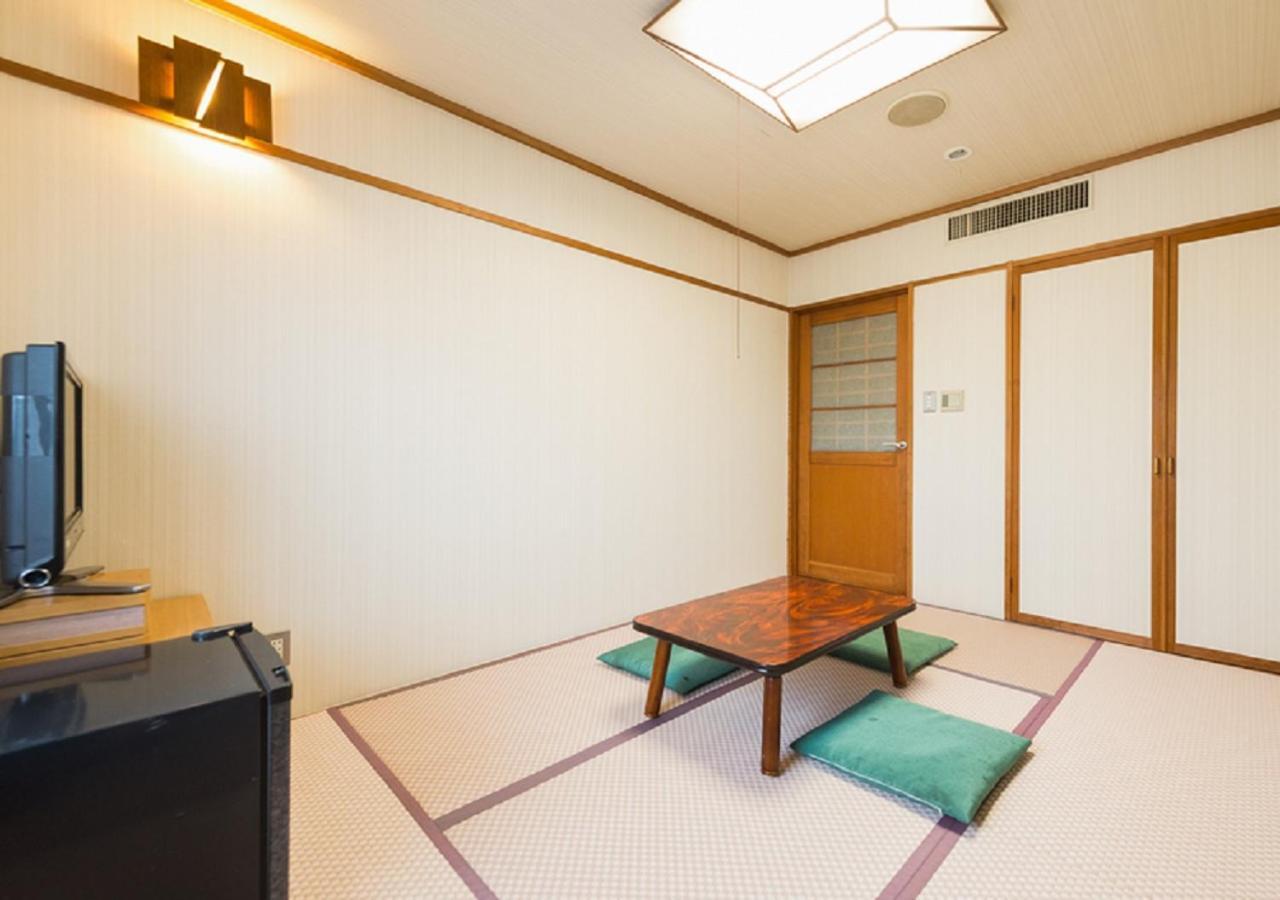 Hotel Livemax Kofu Kai Екстер'єр фото
