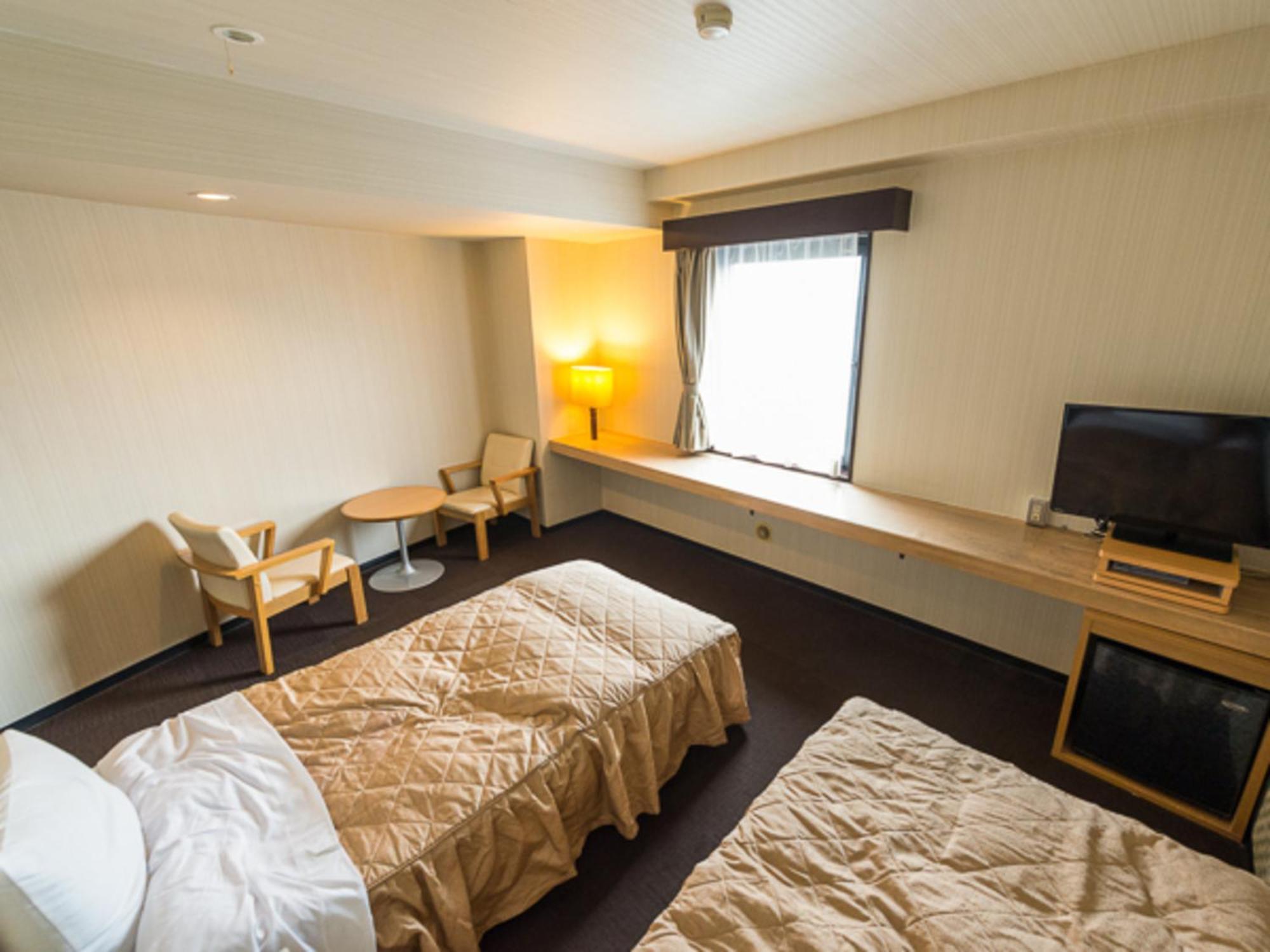 Hotel Livemax Kofu Kai Екстер'єр фото