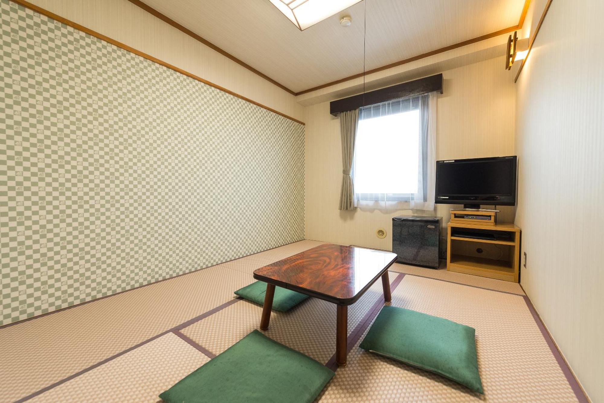 Hotel Livemax Kofu Kai Екстер'єр фото